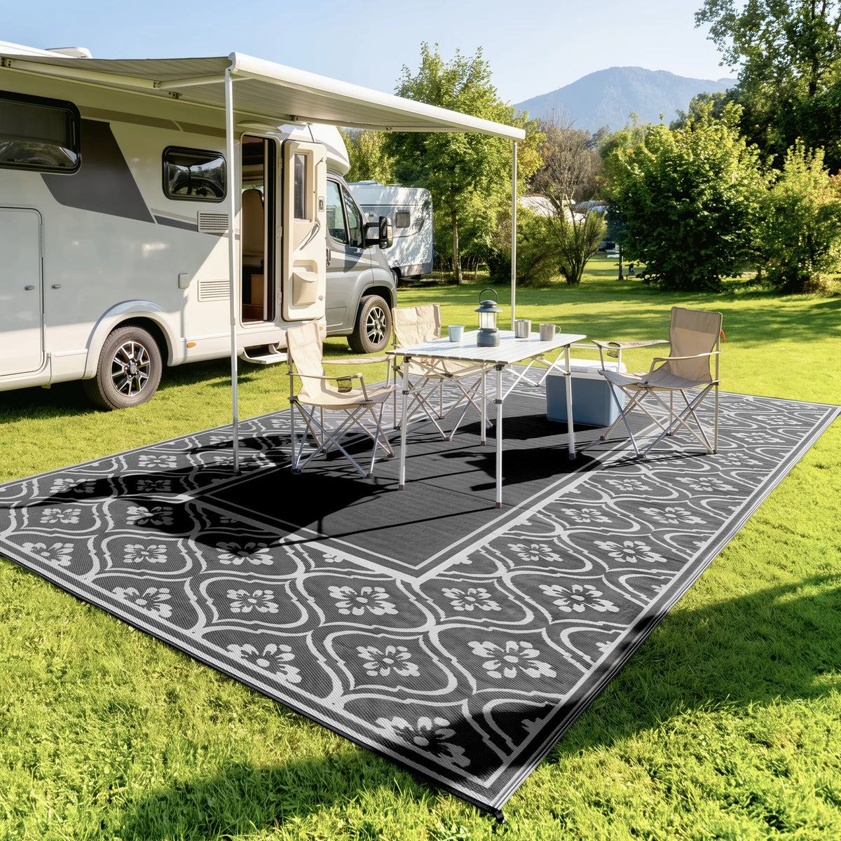 Modern Geometric Outdoor Polypropylene Area Rug For Patios And Gardens